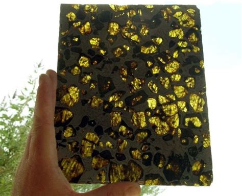 The total weight of meteorites recovered exceeds 100 tonnes. Fukang Meteorito De 4,5 Bilhões De Anos De Idade ...