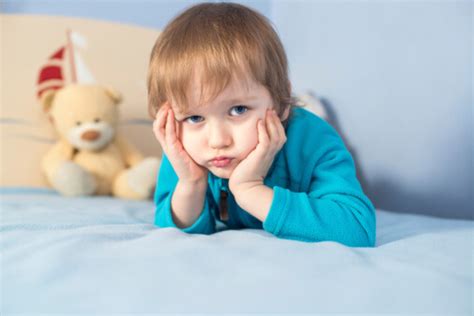 Προβλήματα ύπνου στα παιδιά Αντιμετώπιση συμβουλές eimaimama gr