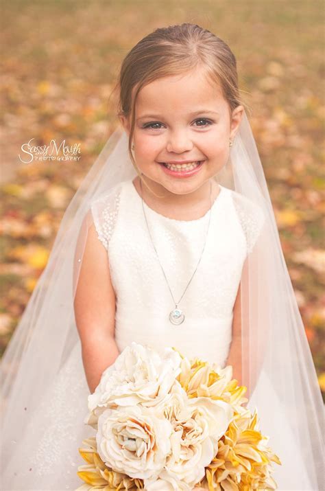 5 Year Old Girl Had The Wedding Of Her Dreams And Its The Cutest Thing