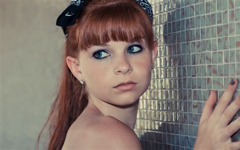 Sexy Cute And Beautiful Blue Eyed Red Hair Teen Girl Wallpaper 2650 2560x1600 Wallpaper