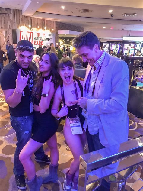 Steve Holmes On Twitter Fun In Las Vegas At The Aeexpo Avnawards Adultvideonews