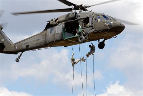 Soldiers Put To Test In Floridas First Air Assault Course National
