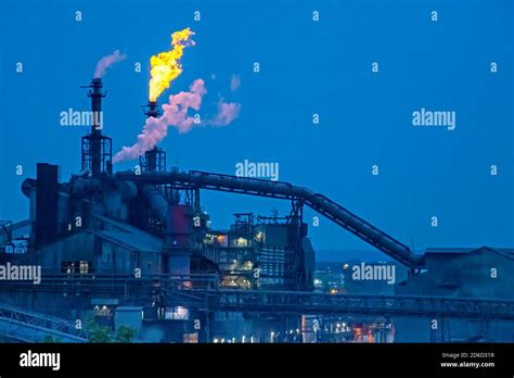 Cleveland Ohio Steel Mill Hi Res Stock Photography And Images Alamy