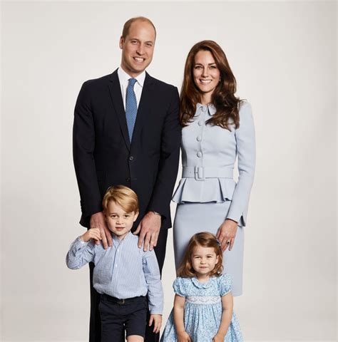 Prince William And Kate Middleton Christmas Card 2017 Popsugar Celebrity