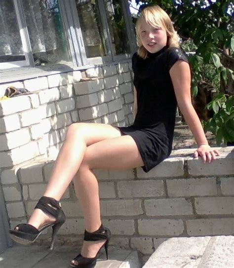 Mom Says Im Still Too Young To Wear Heels Like This When