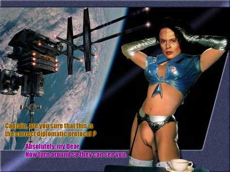 Post 145211 B Elanna Torres Roxann Dawson Star Trek Star Trek Voyager Fakes