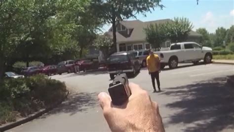 Video Leo Fatally Shoots Knife Wielding Man Attacking Cop