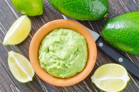 Do you abstain yourself from your favourite foods just because you have diabetes? Homemade Baby Food Recipes: Avocado Puree - The Picky Eater