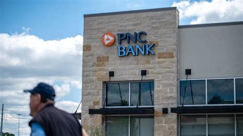 Pnc Bank Near Me Find Branches And Atms Close By