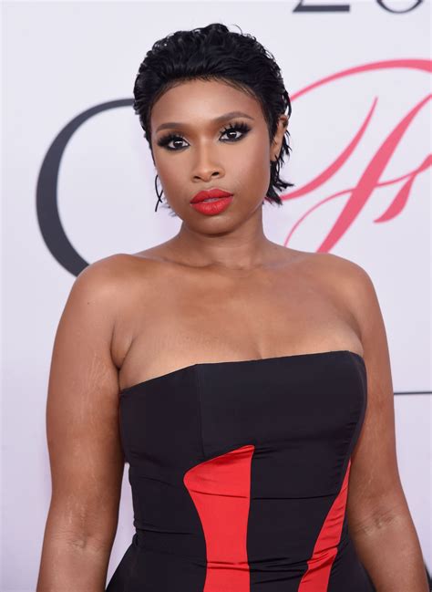 Jennifer Hudson Posts Throwback Picture And Greets Late Grandfather On