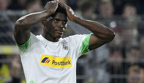 Embolo floh übers dach vor der polizei! Breel Embolo von Borussia Mönchengladbach in der Kritik ...