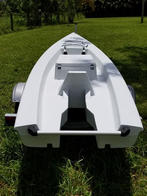 Rotomold Solo Skiff With Motor Microskiff Dedicated To The Smallest