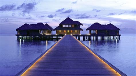 A Stunning Luxury Resort In The Maldives Huvafen Fushi