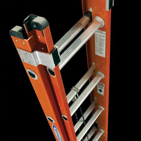 Werner Fiberglass Type 1a 300 20 Extension Ladder D6220 2 Ext
