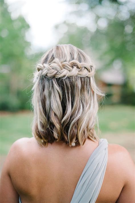 Amazing Style 36 Short Hairstyles For Wedding Bridesmaid