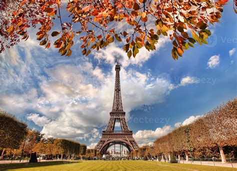 Eiffel Tower With Autumn Tree In Paris France 896936 Stock Photo At