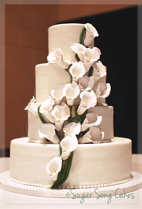 Calla Lily Cascade Wedding Cake Cake By Lorieleann Calla Lily Wedding