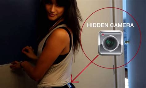 Mulheres colocam câmera escondida na bunda para promover exame de