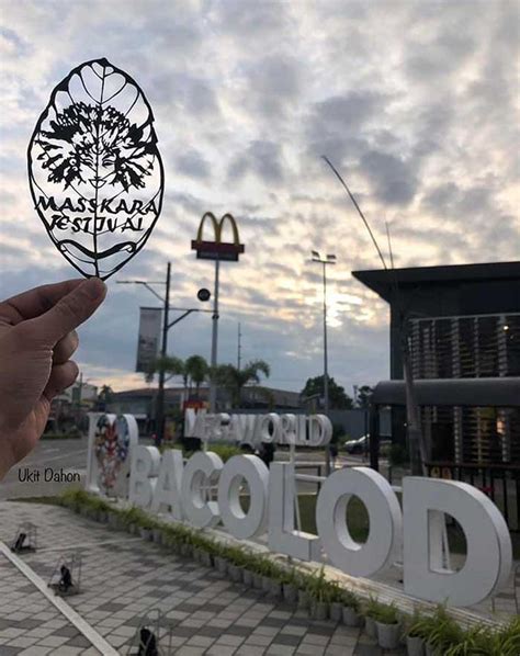 Ilonggo Artist Transforms Bacolod Landmarks Into Leaf Art Daily Guardian
