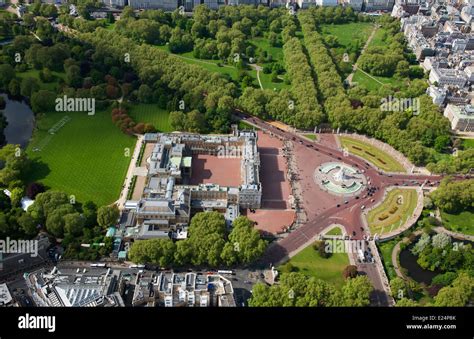 Buckingham Palace An Aerial View Stock Photo Alamy