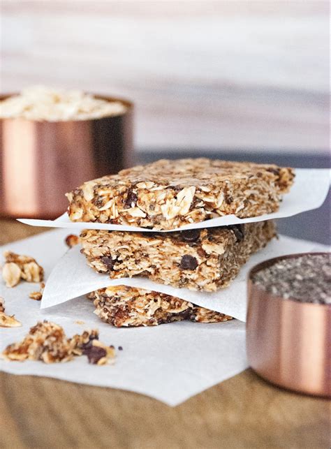 These oatmeal bars have just 4 ingredients plus salt (because salt's a given, right?). Healthy No-Bake Oatmeal Bars • Raise Magazine