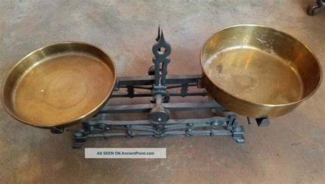 Antique Cast Iron Balance Scale With 2 Brass Pans Stamped S 3kg
