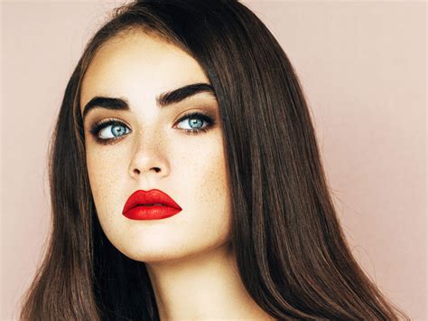 3 Bold Eye Makeup Looks To Wear With Red Lipstick Health