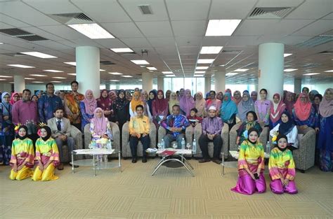 Logistics service in taman tasik prima. ICoN UMP - Home