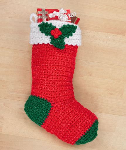 Free Crochet Christmas Stocking Patterns In Red Red Heart Yarns