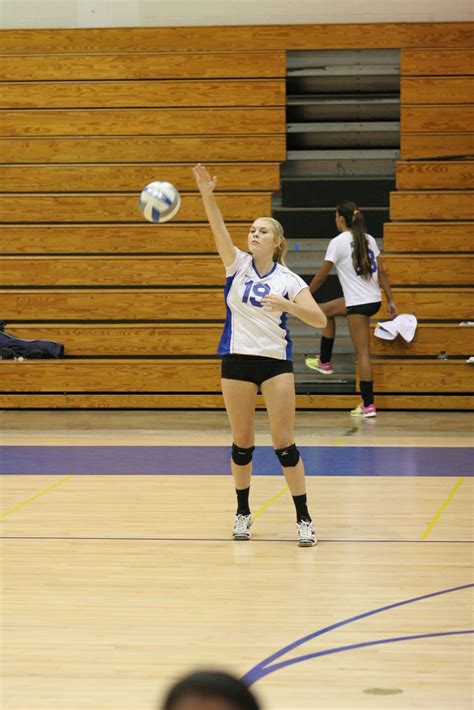 Kaiser Cougars Volleyball 63 Oia Girls Volleyball Red East Flickr
