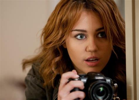 Miley Cyrus And Jeremy Piven Go So Undercover In First Trailer