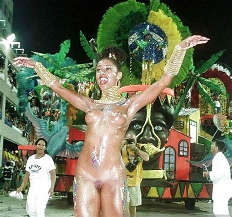 Safadas Do Carnaval Brasileiro Caiu Na Net Fazendo Putaria Fotos Porno