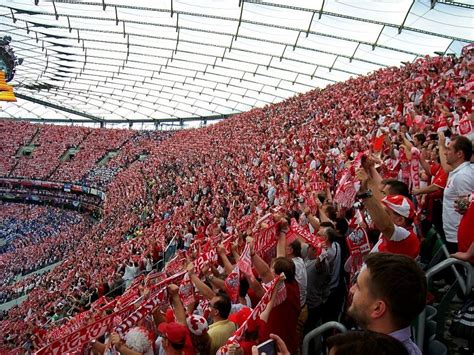 Kiedy pierwszy mecz reprezentacji w mistrzostwach europy? Mecz Polska - Grecja na Euro 2012 - Garnek.pl