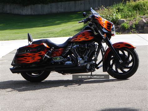 2011 Harley Davidson Flhx Street Glide Custom A Bike