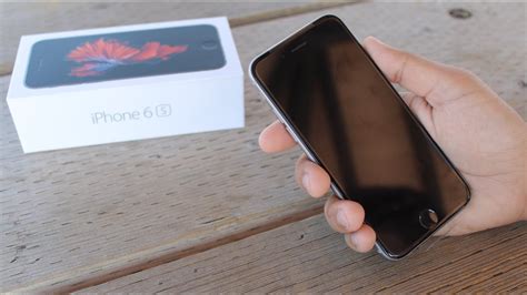 Iphone 6s Unboxing And First Impressions Youtube