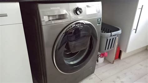 Samsung front load washing machines dancing to it's own beat 