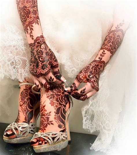 Pakistani Mehndi Design For Wedding Image