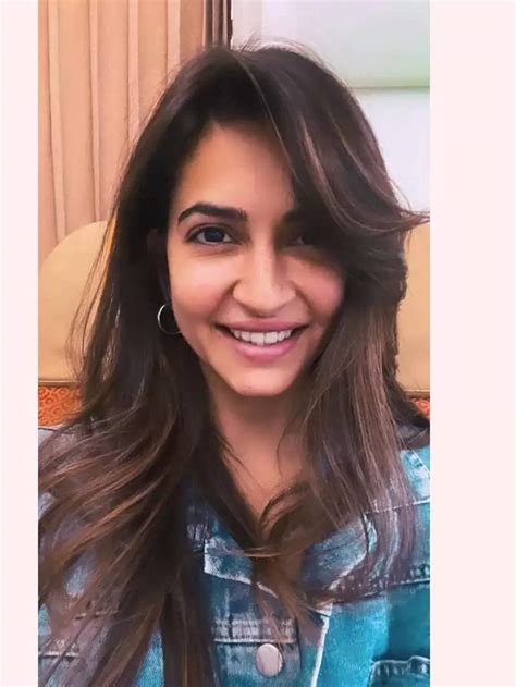 Photos Kriti Kharbanda Looked Gorgeous In Her No Makeup Look See Here