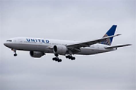 United Reschedules Flights Due To San Francisco Runway Closure Simple