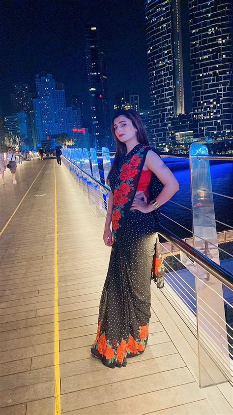Stunning Sexy Sweet Lovely Hottie Sonia Indian Escort In Dubai