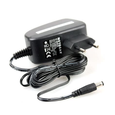 Power Adapter 12V 2.5A - Konnected Inc.