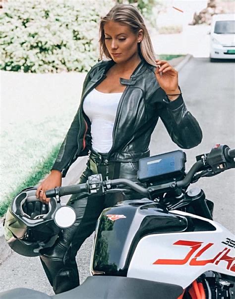 ‒⋞ ️babes N Bikes 0️⃣0️⃣9️⃣9️⃣ ️≽‑ Motorcycle Outfit Ktm Chicks On