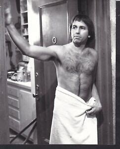 John Ritter With Towel No Shirt Hero At Large Vintage Movie Photo Ebay