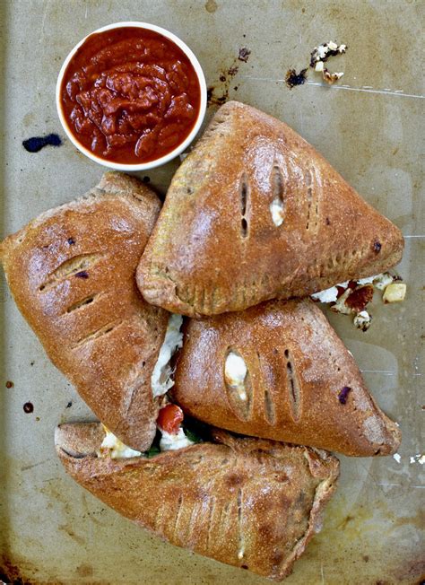 Whole Wheat Vegetable Calzones Caits Plate Recipe Calzone