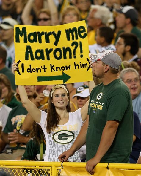30 Of The Funniest Fan Game Day Signs Funny Signs Football Funny