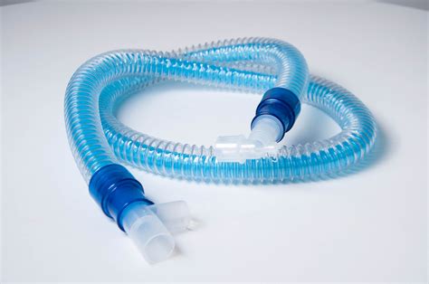 Disposable Medical Corrugated Tube Anesthesia Ventilator Breathing