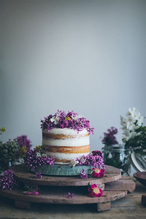 Wedding Ideas By Colour Purple Wedding Decorations Have Your Cake Chwv Wedding Cakes