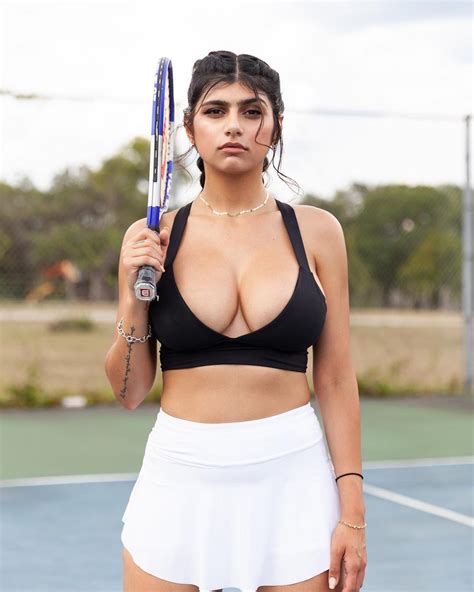 Mia Khalifa Onlyfans On Twitter Who Wants To Play Tennis With Me😘 279f5q7qh2