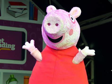 After you build you can decorate the home to your choosing in this fun online peppa the pig game. TV shows such as Peppa Pig teach children wrong lessons ...