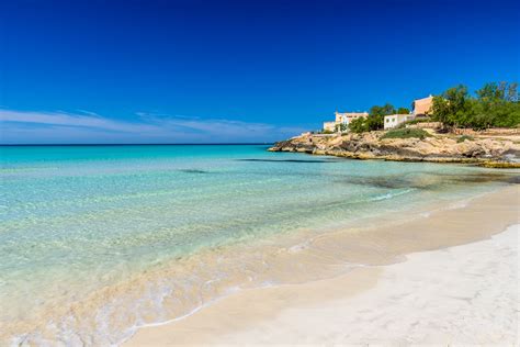 Es trenc is a great family beach. Es Trenc - Der schönste Strand Mallorcas? | Urlaubsguru